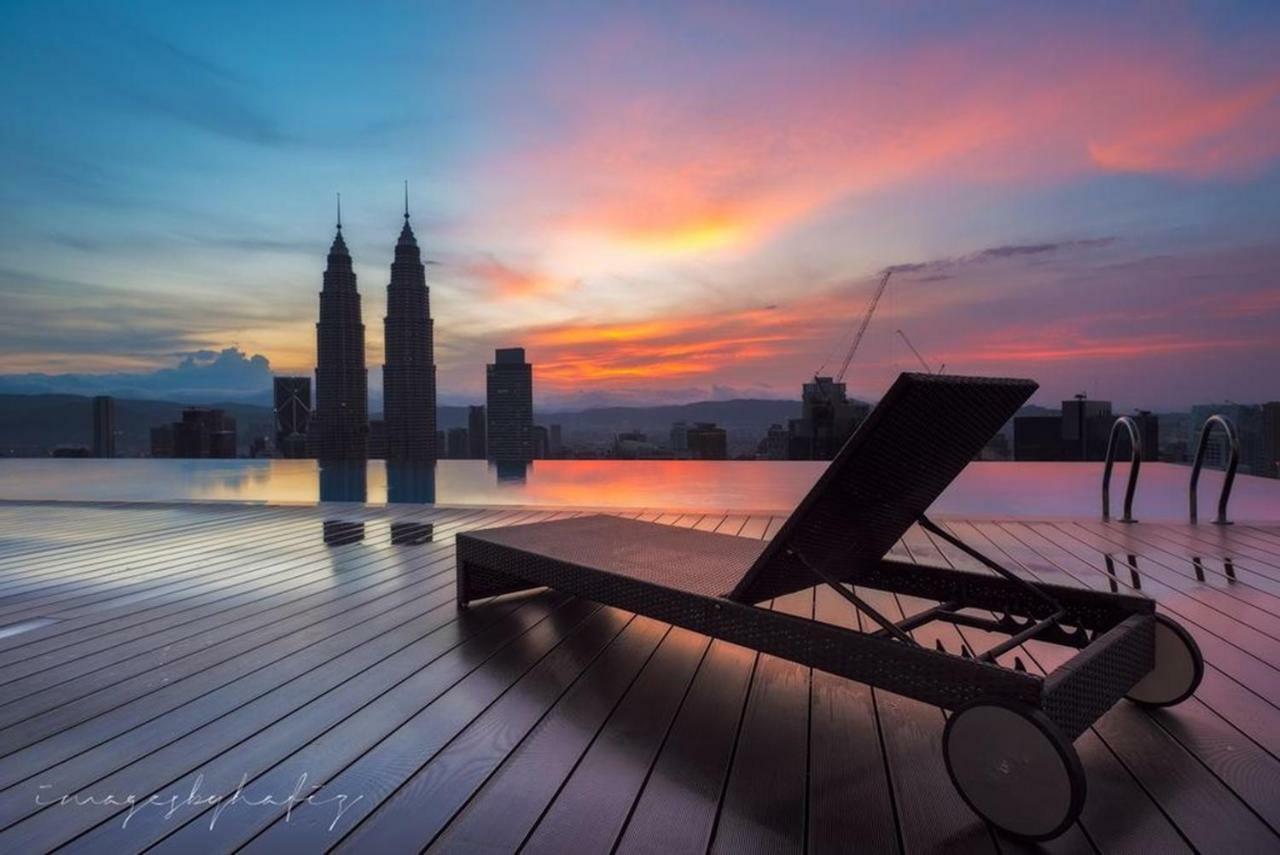 Klcc Inifinity Pool - The Regalia Residences & Suites By Kl Minsu Kuala Lumpur Exteriér fotografie